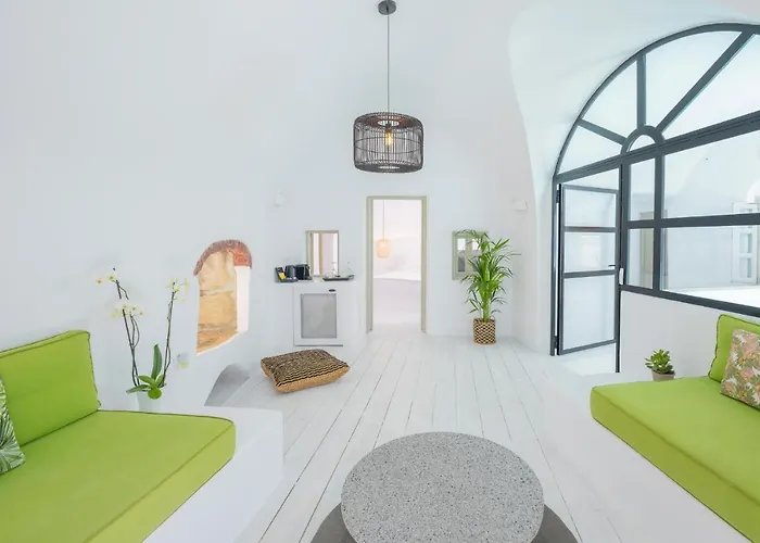 Nano Canaves Villa Ía