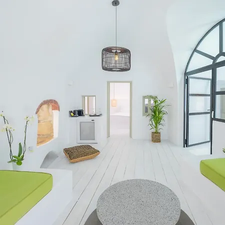 Nano Canaves Villa Oia (Santorini)